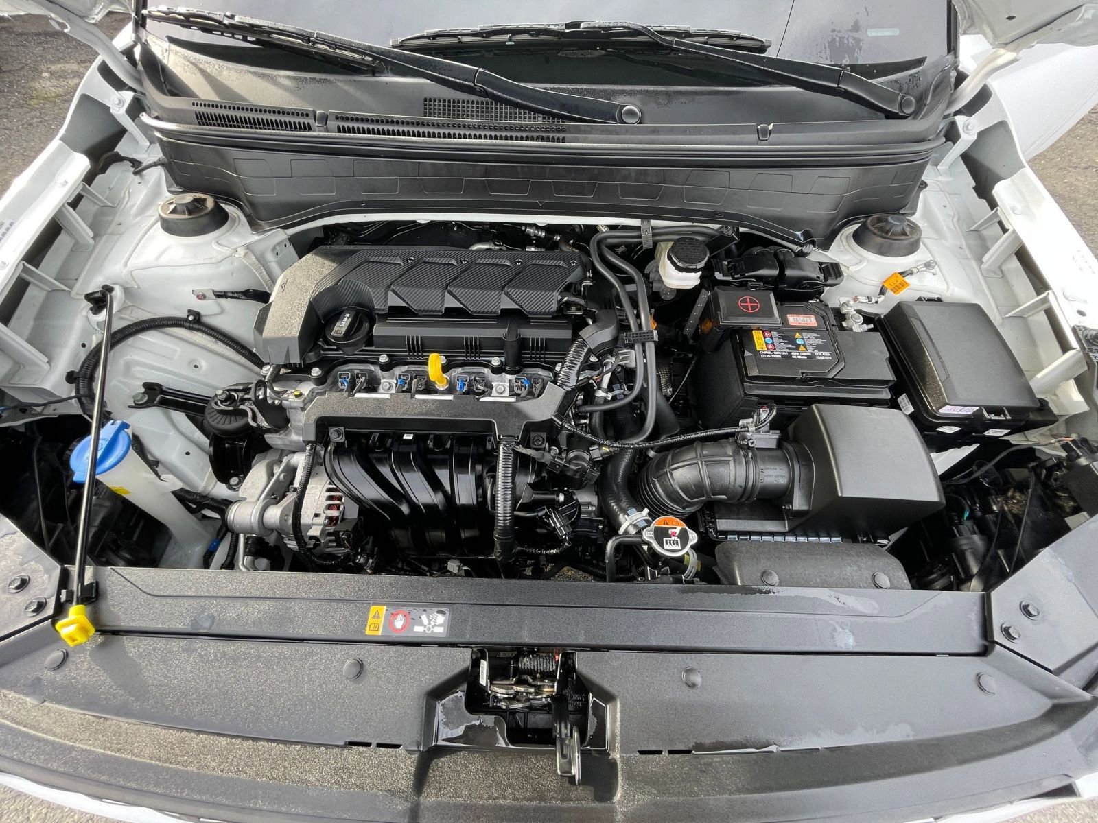 Used 2025 Hyundai Venue SEL image 32