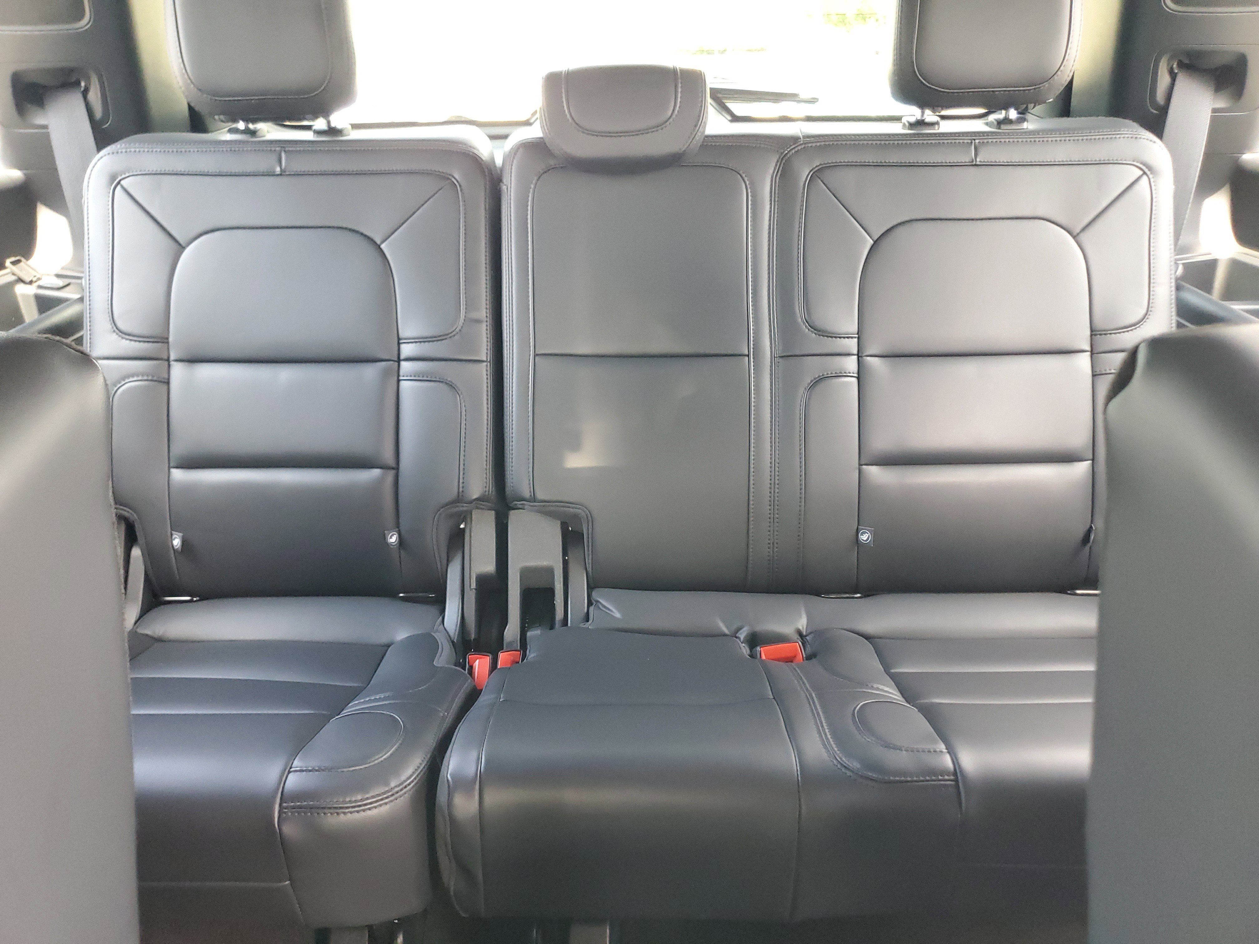 Certified 2023 Lincoln Navigator Reserve AWD/4WD image 20