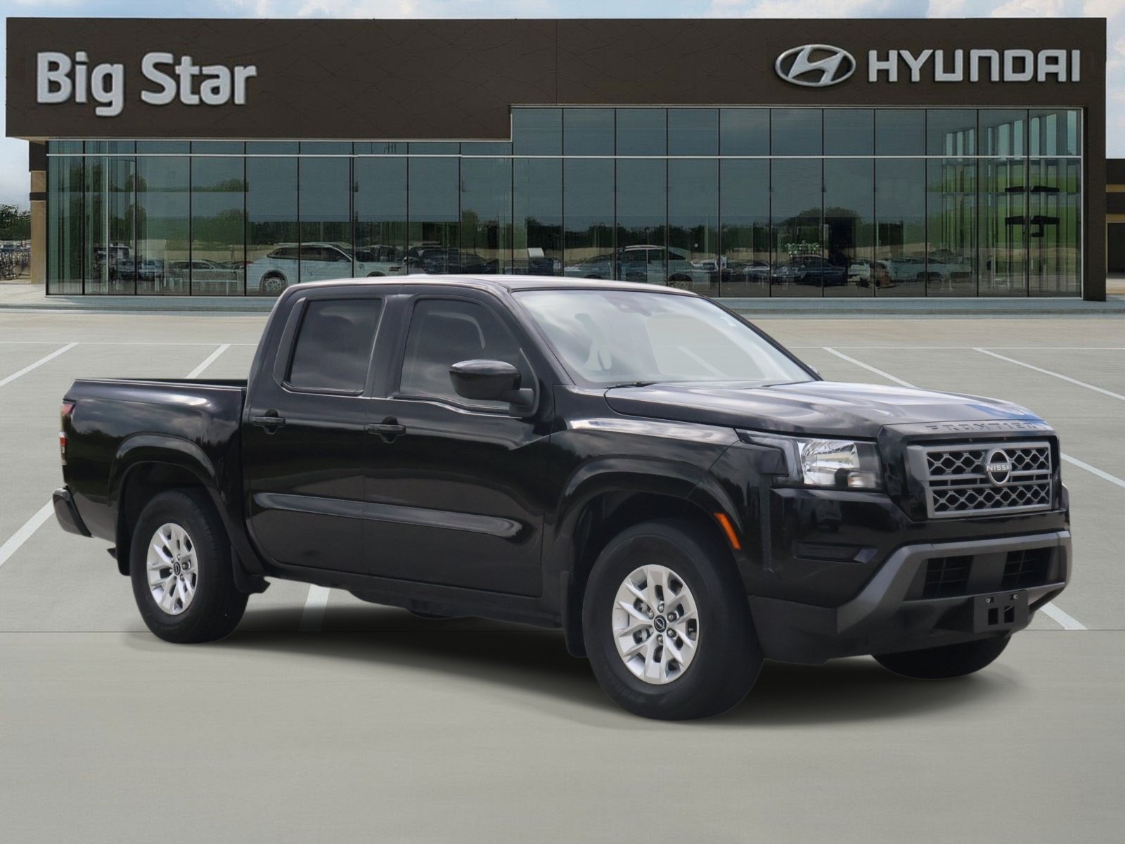 Used 2024 Nissan Frontier SV w/ Technology Package RWD image 6