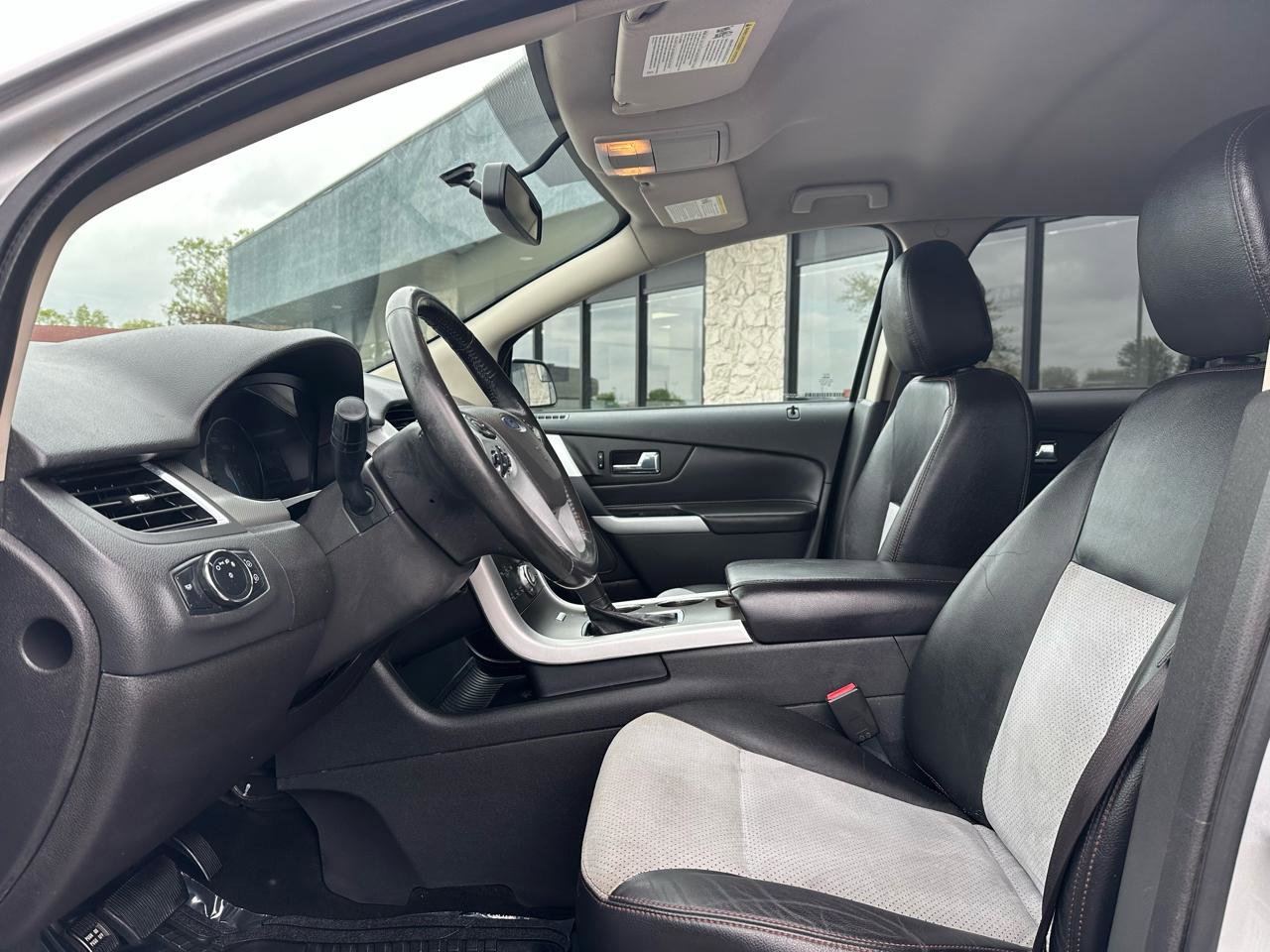 Used 2013 Ford Edge SEL AWD/4WD image 2