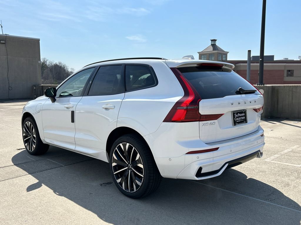 New 2026 Volvo XC60 T8 Ultra w/ Protection Package Premier image 4