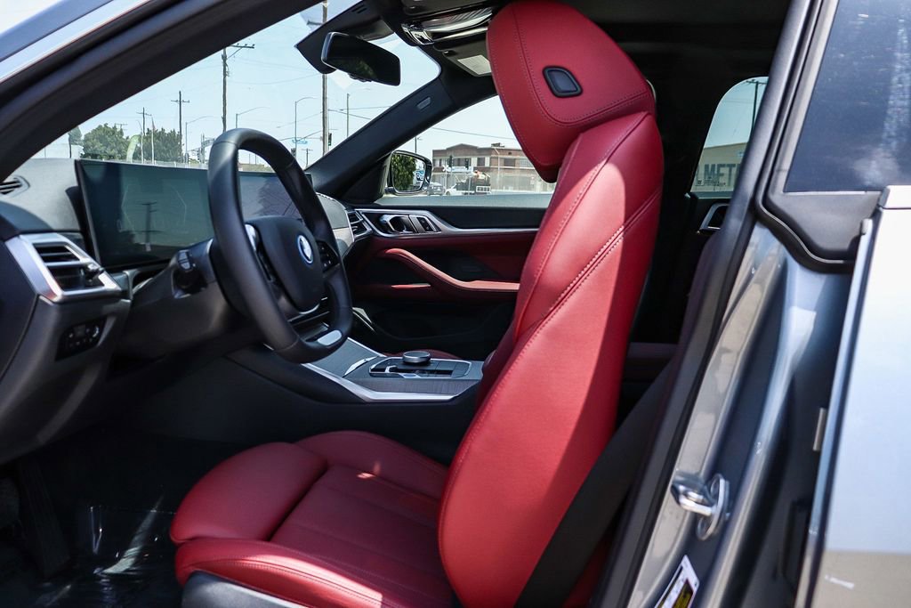 Certified 2025 BMW i4 eDrive40 RWD image 19