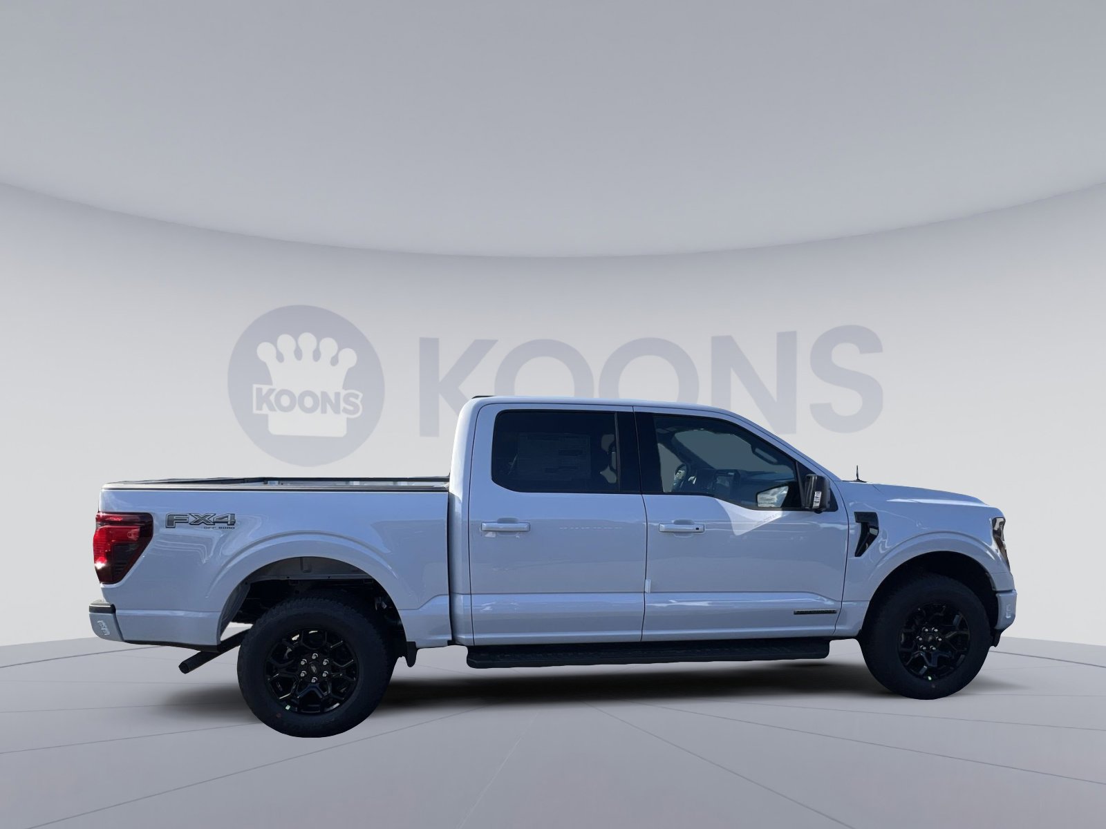 New 2025 Ford F150 XLT w/ Equipment Group 302A MID image 8