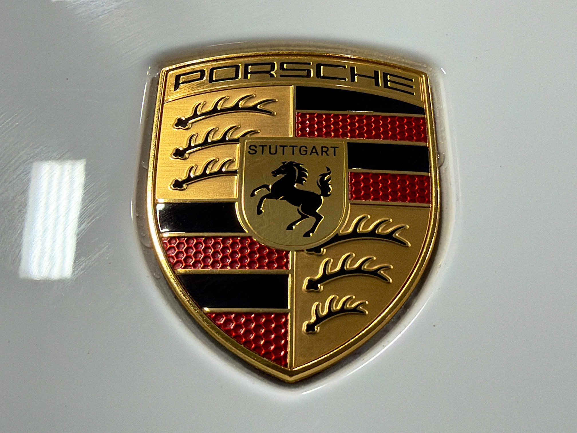Certified 2025 Porsche Taycan image 12