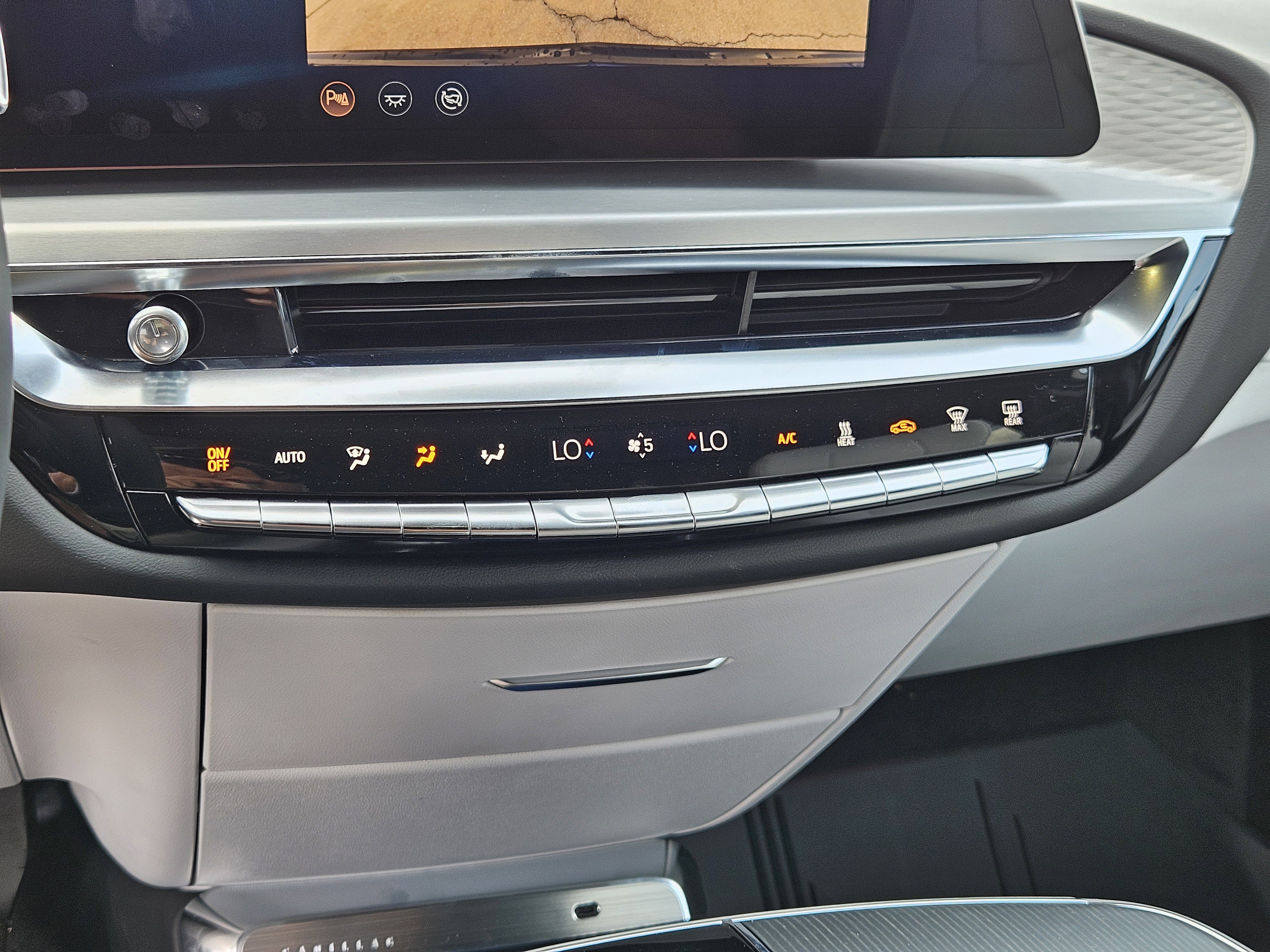 New 2025 Cadillac Lyriq Sport w/ LPO, Floor Liner Package RWD image 28
