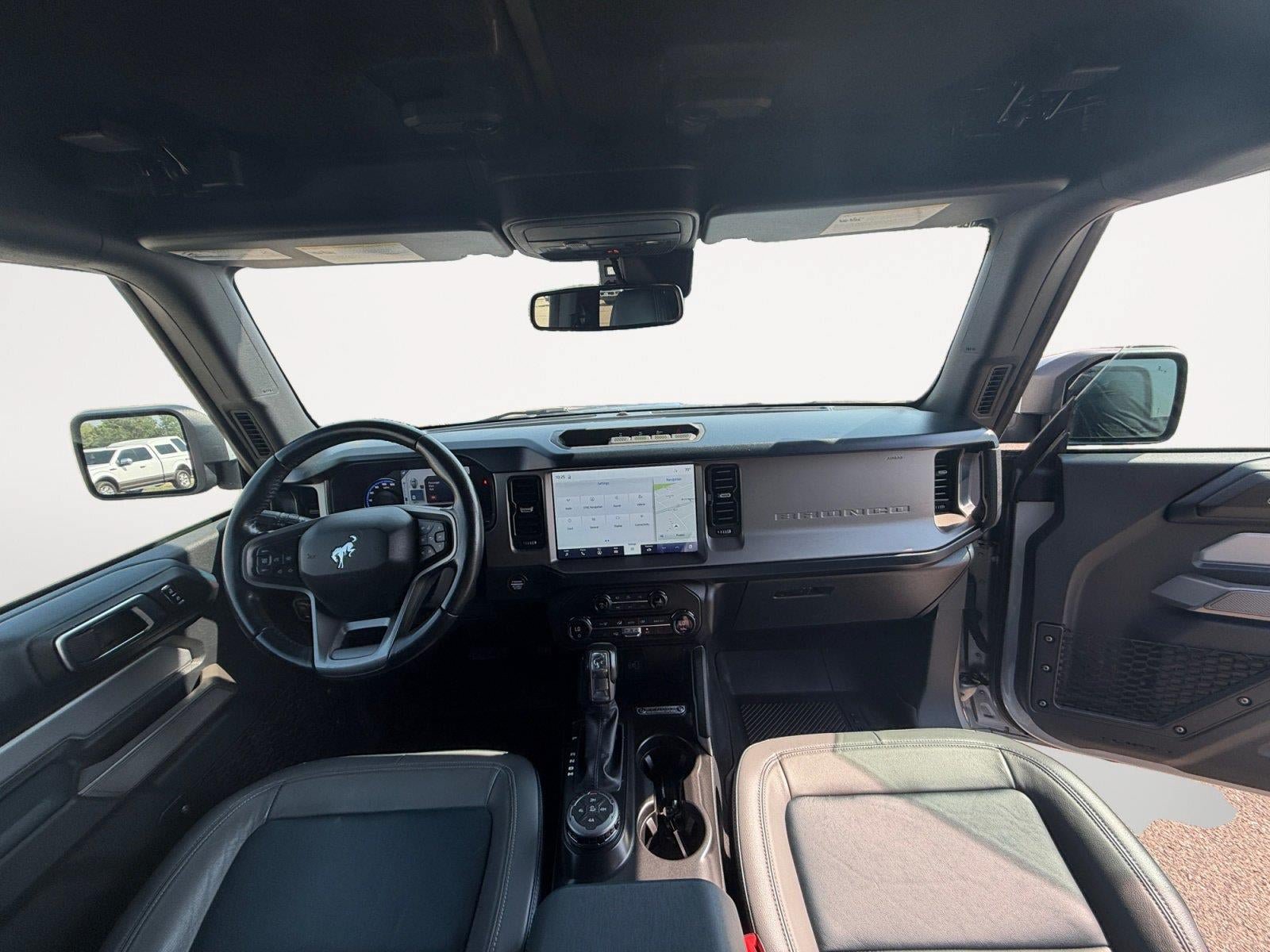 Used 2021 Ford Bronco Outer Banks AWD/4WD image 12