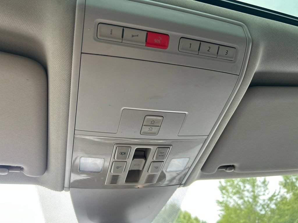 Used 2019 Volkswagen Atlas SEL FWD image 20