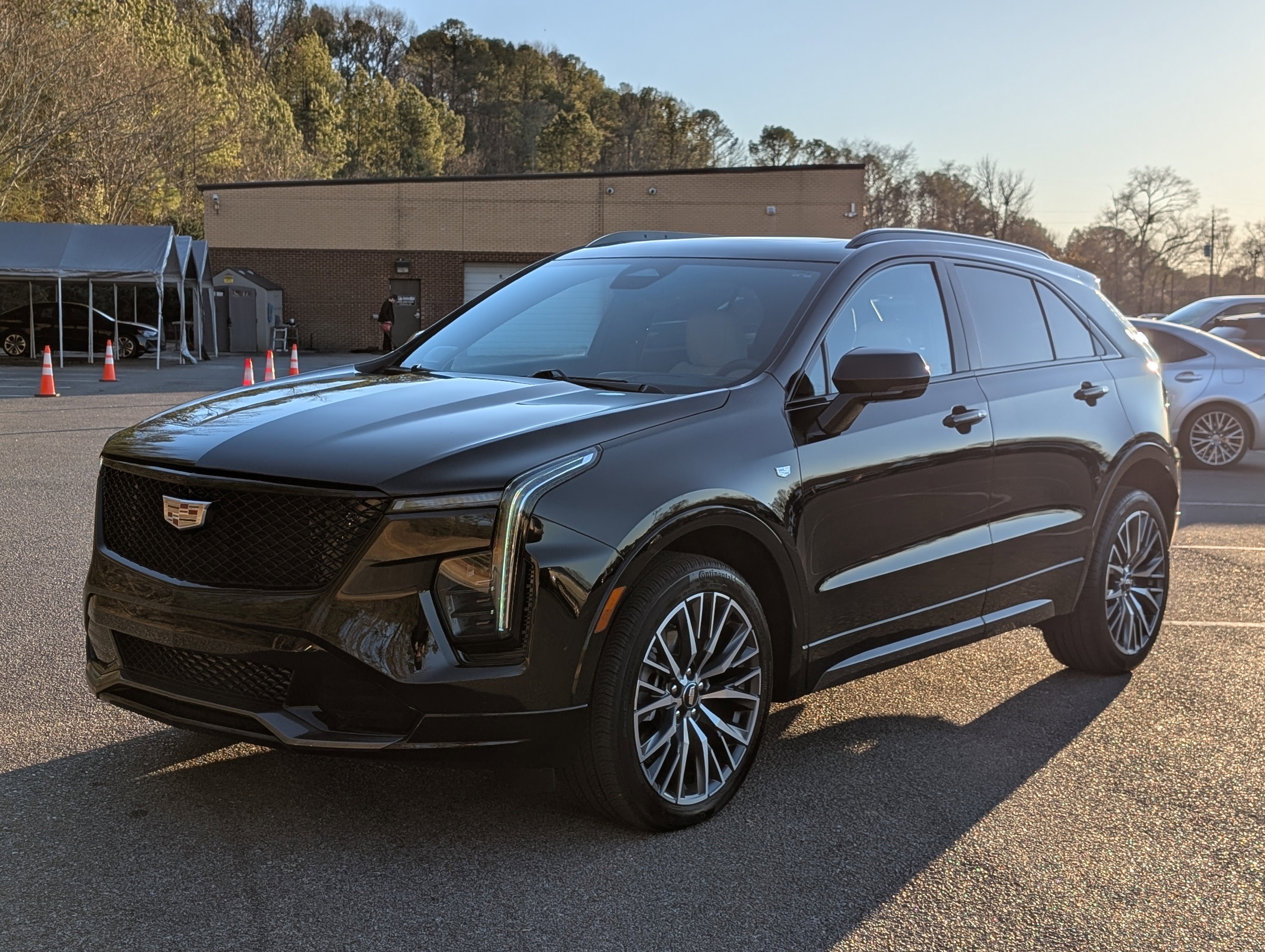 Used 2024 Cadillac XT4 Sport image 5