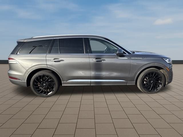 Used 2021 Lincoln Aviator Reserve w/ Equipment Group 208A image 8