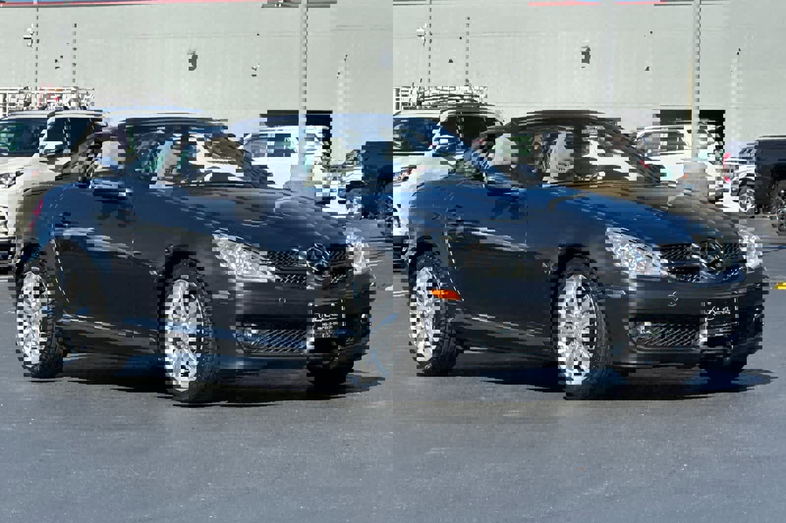 Used 2010 Mercedes-Benz SLK 300 image 7