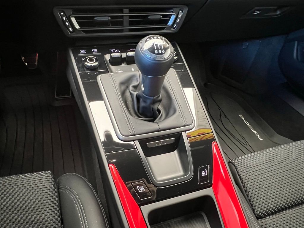 Used 2024 Porsche 911 Carrera image 11