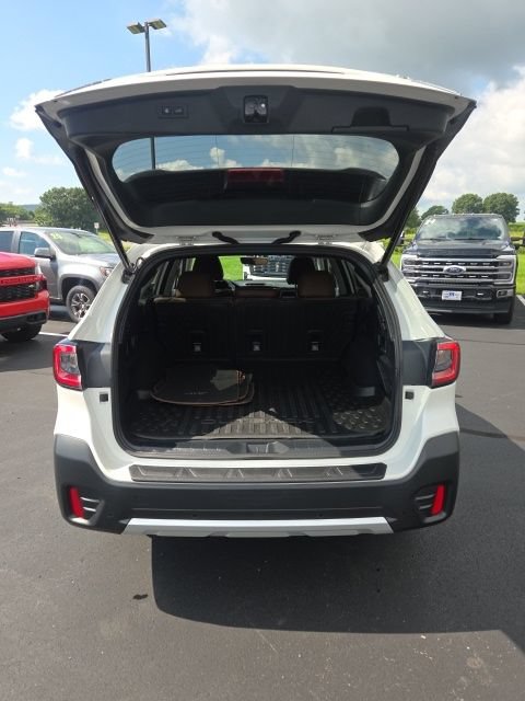 Used 2022 Subaru Outback Touring w/ Popular Package #2 AWD/4WD image 7