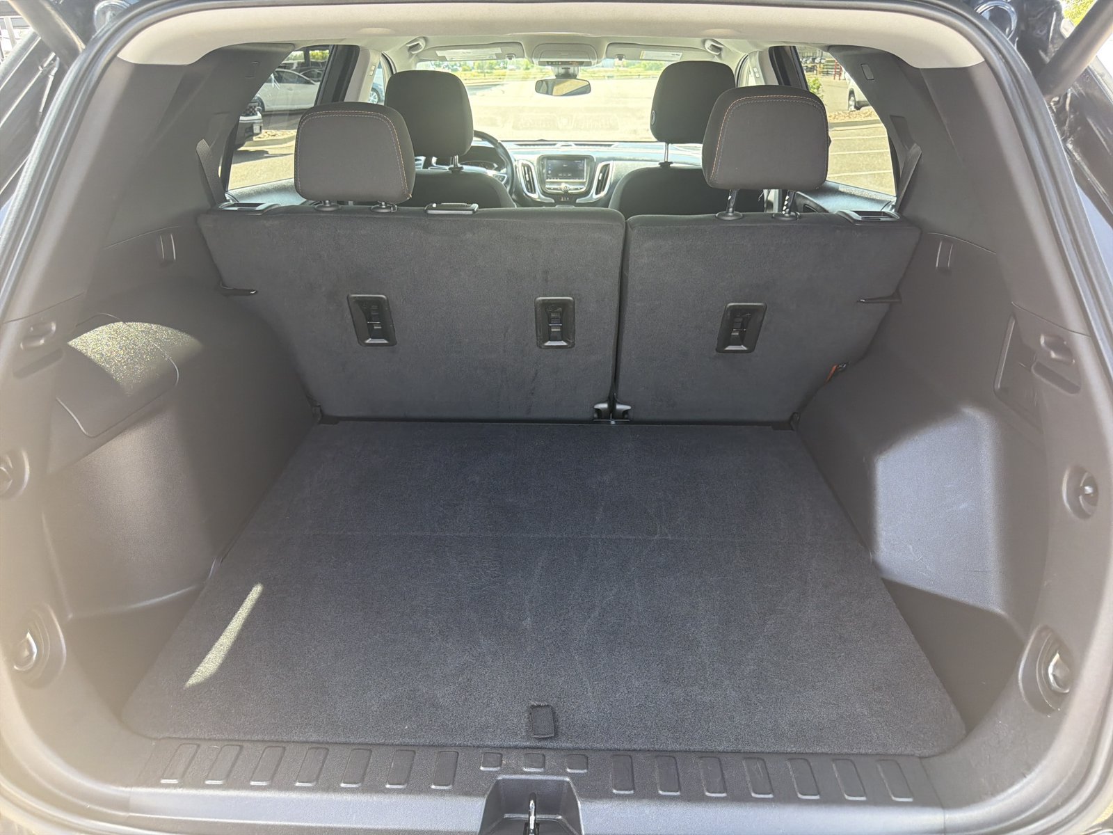 Used 2024 Chevrolet Equinox LT AWD/4WD image 9