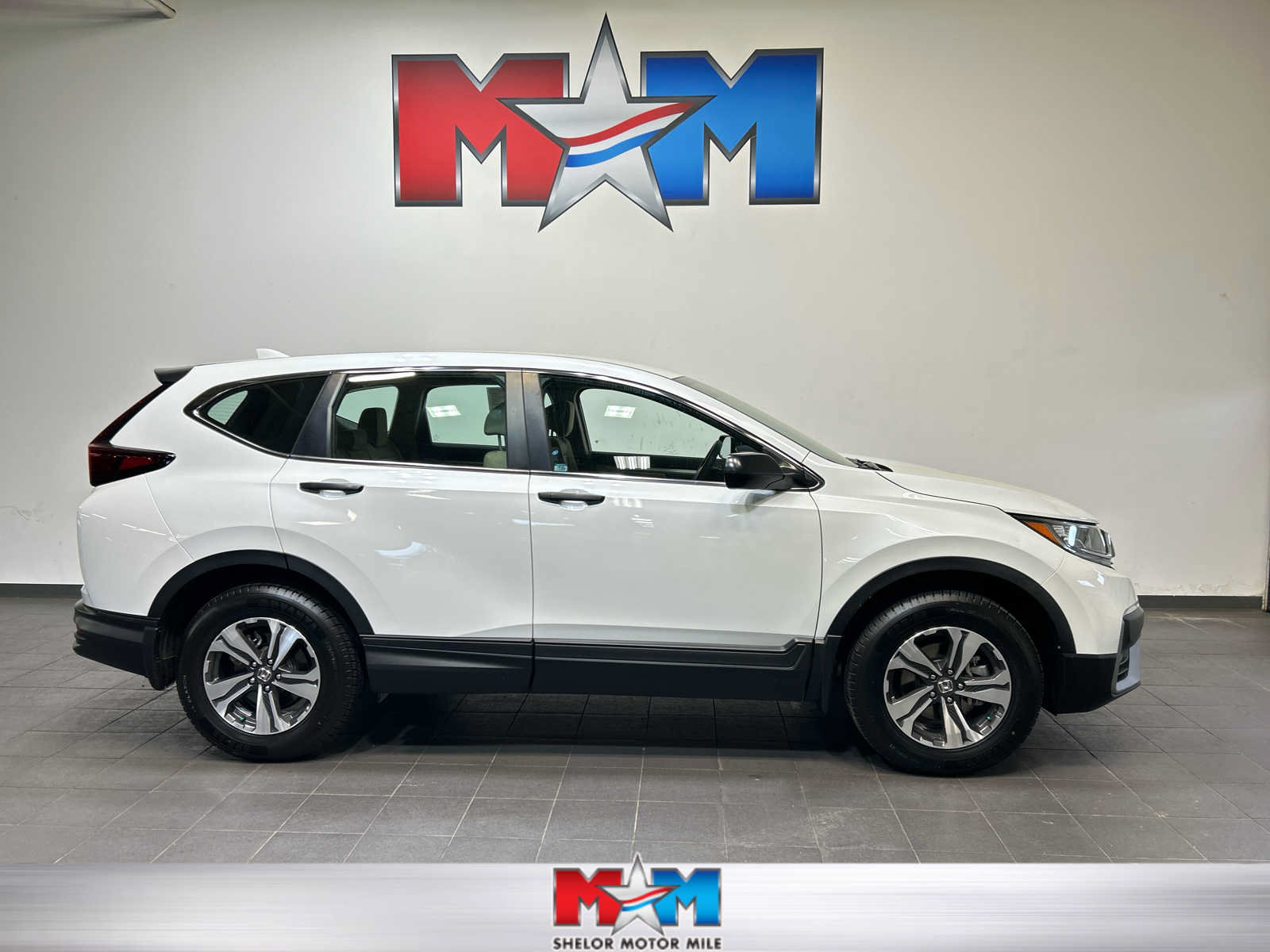 Used 2022 Honda CR-V LX image 1