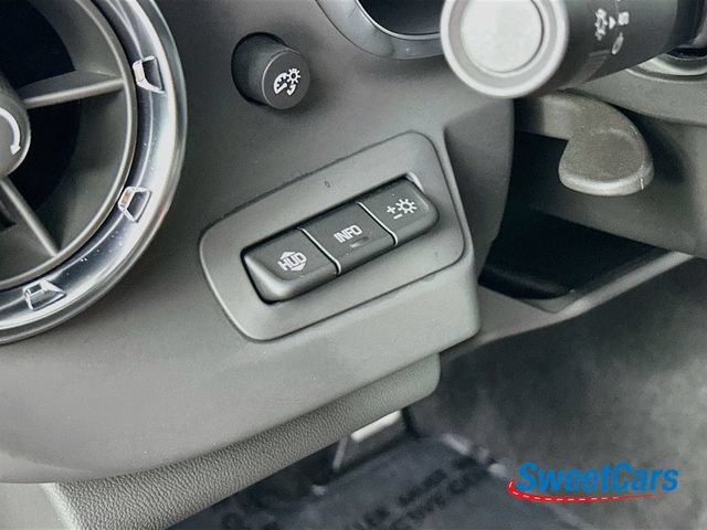 Used 2022 Chevrolet Camaro ZL1 RWD image 20