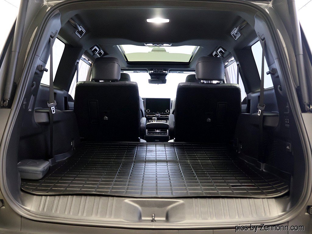 Used 2025 Lexus GX 550 w/ Accessory Package (2T) AWD/4WD image 35