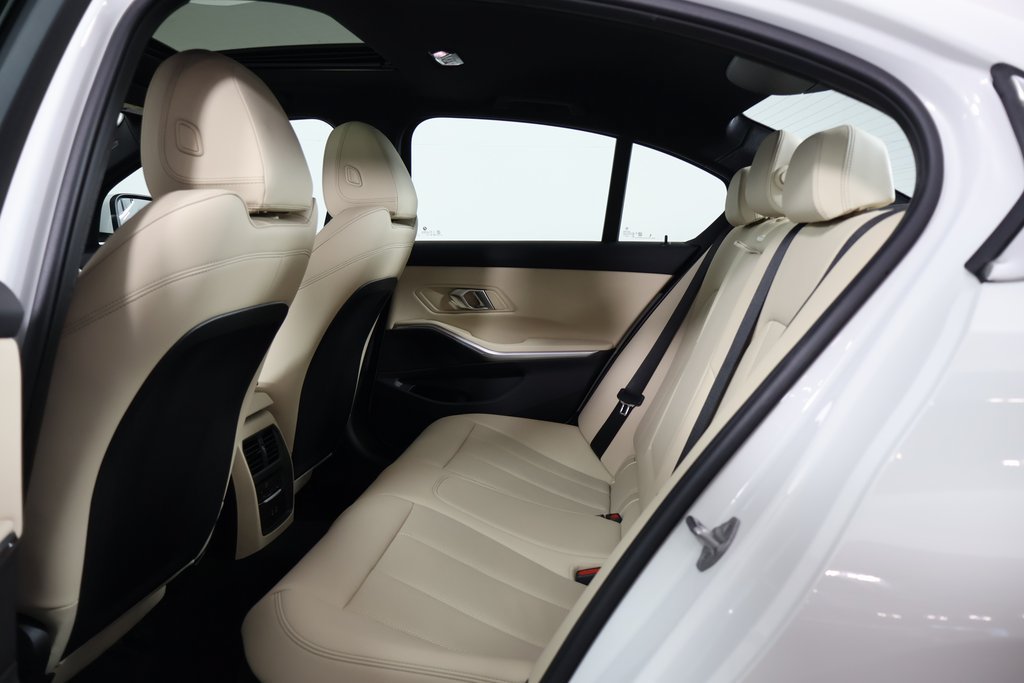 Certified 2026 BMW 330i Sedan w/ Convenience Package RWD image 11