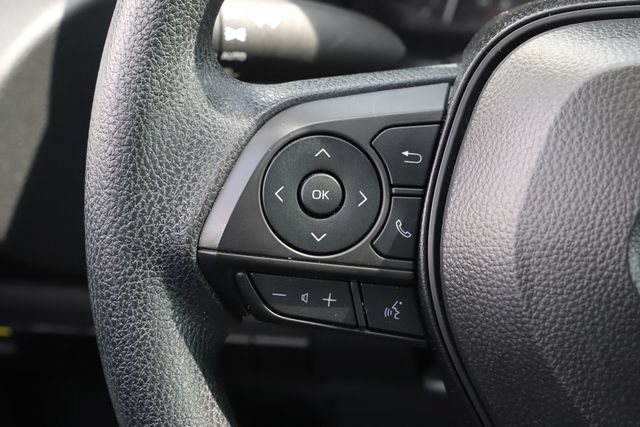 Used 2025 Toyota Corolla LE FWD image 21