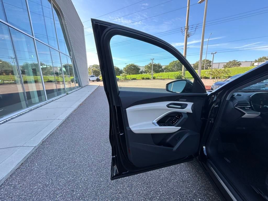 New 2025 Audi Q5 Premium Plus image 63