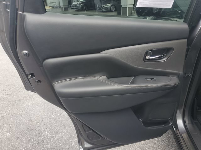 Used 2019 Nissan Murano SL w/ Cargo Package FWD image 7