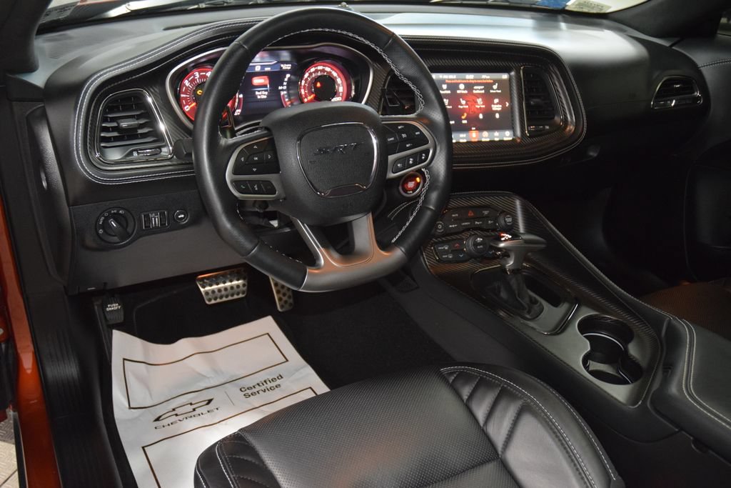Used 2022 Dodge Challenger SRT Hellcat w/ Plus Package RWD image 29