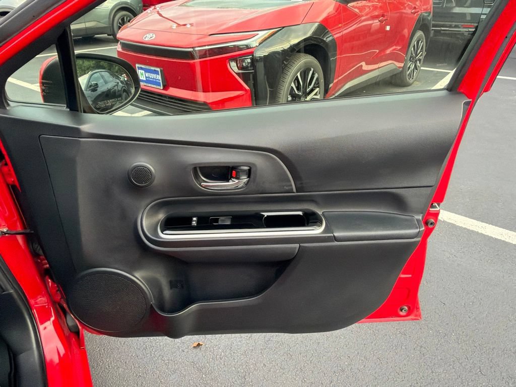 Used 2016 Toyota Prius C Two FWD image 10