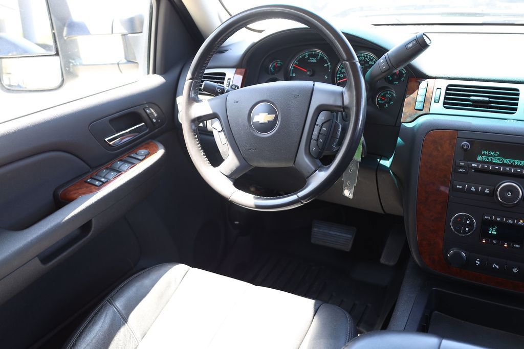 Used 2008 Chevrolet Silverado 2500 LTZ w/ Safety Package AWD/4WD image 20