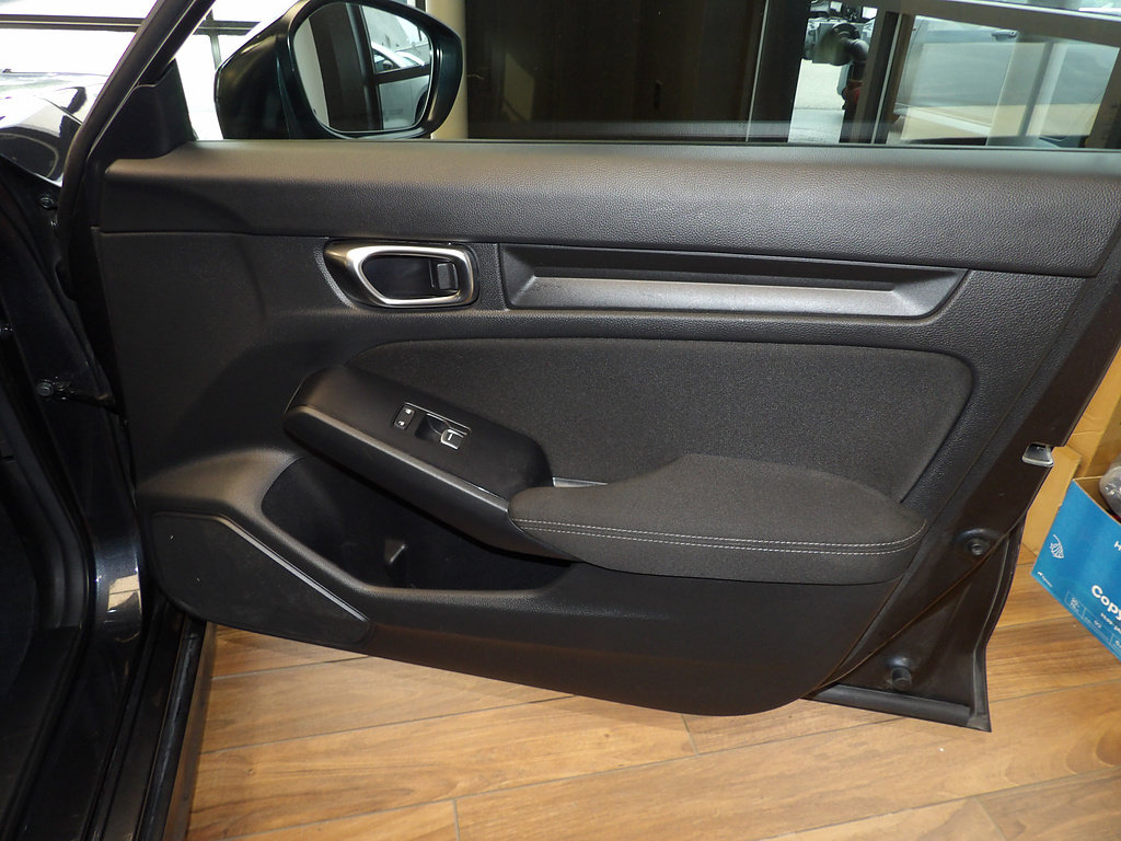 Used 2025 Honda Civic Sport image 12