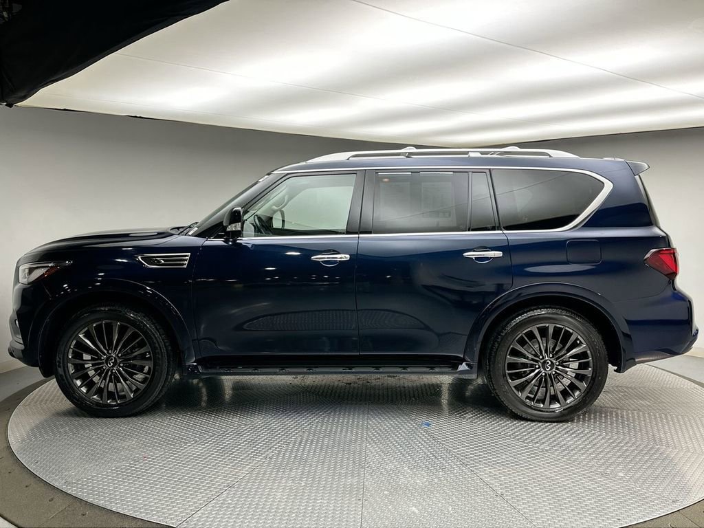 Used 2021 INFINITI QX80 Premium Select w/ All-Season Package image 2