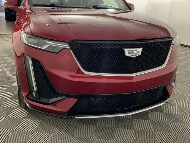 Certified 2025 Cadillac XT6 Sport w/ Technology Package image 9