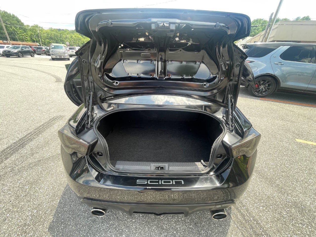 Used 2016 Scion FR-S RWD image 17