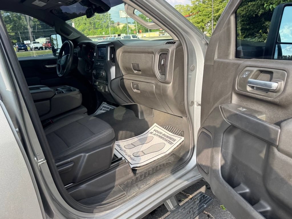 Used 2024 Chevrolet Silverado 2500 Custom w/ Custom Value Package AWD/4WD image 13