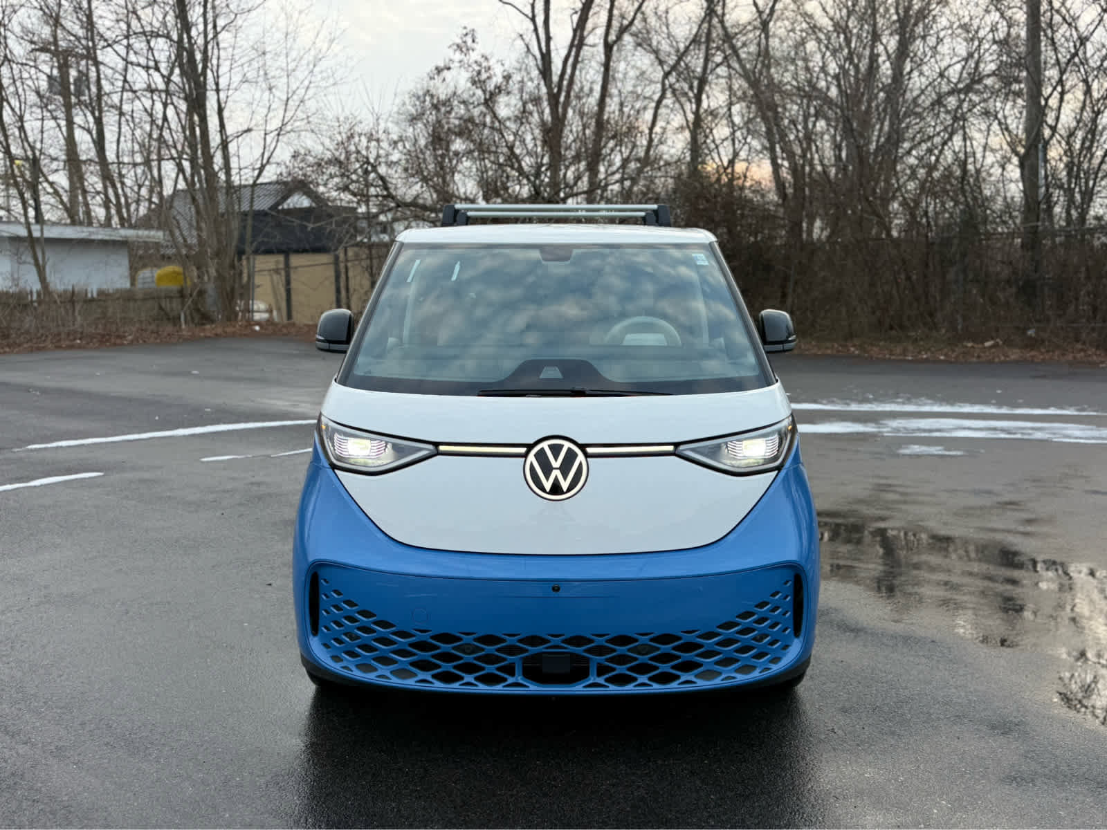 New 2025 Volkswagen ID. Buzz 1st Edition AWD/4WD image 2
