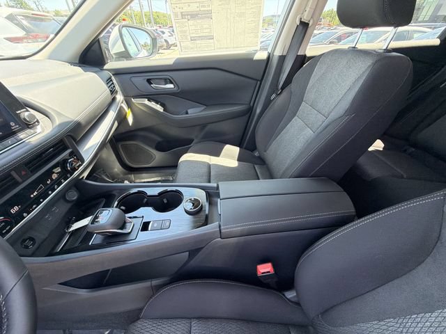 New 2026 Nissan Rogue SV w/ Cold Weather Package AWD/4WD image 20