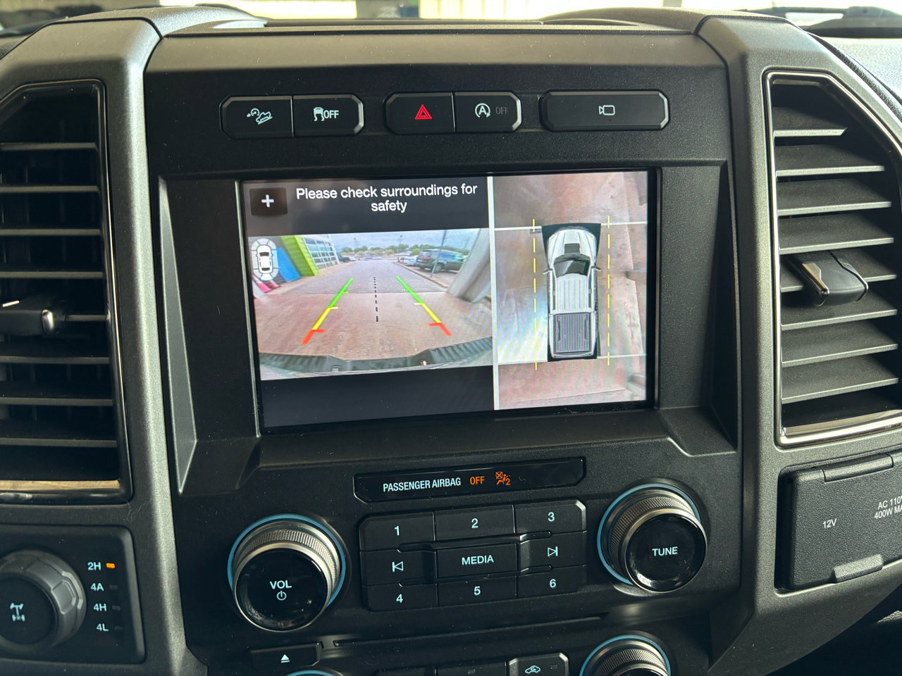 Used 2017 Ford F150 Raptor w/ Equipment Group 802A Luxury image 20