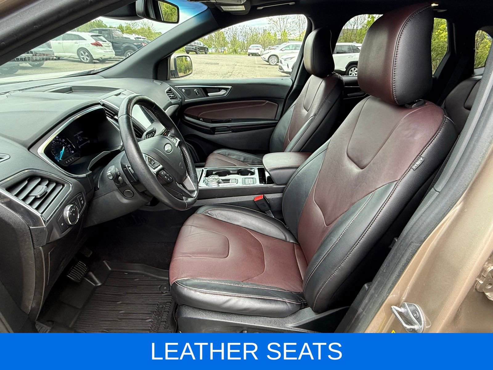 Used 2020 Ford Edge Titanium w/ Equipment Group 301A AWD/4WD image 18