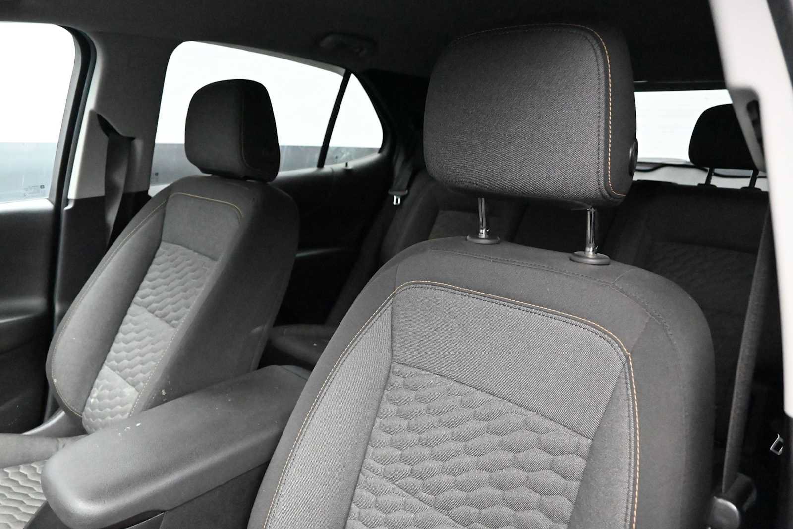 Used 2019 Chevrolet Equinox LT FWD image 12