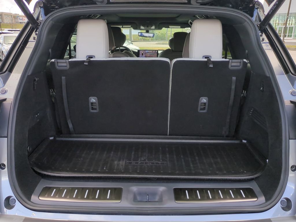 Used 2026 INFINITI QX60 Autograph w/ Dark Cargo Package image 12