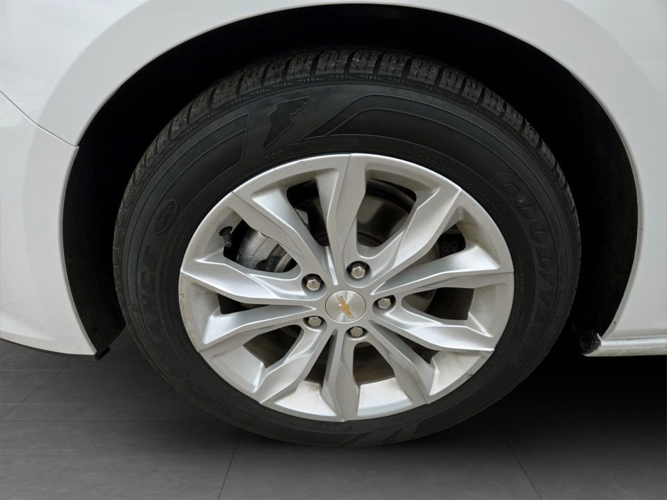 Used 2024 Chevrolet Malibu LT image 30