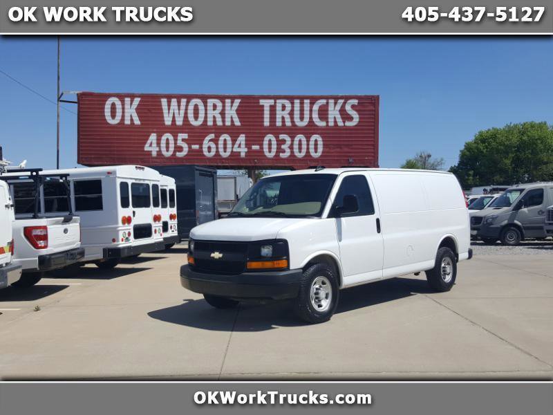 Used 2016 Chevrolet Express 2500 RWD image 1