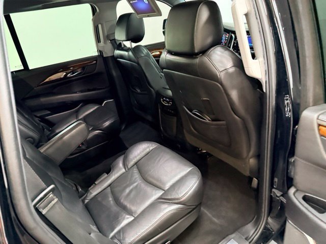 Used 2018 Cadillac Escalade Premium Luxury AWD/4WD image 42