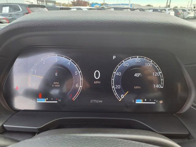 Used 2023 Jeep Grand Cherokee L Laredo image 12