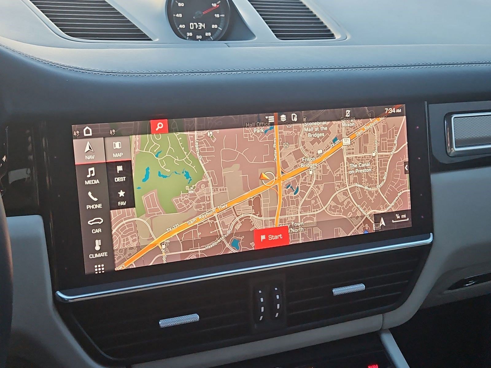 Certified 2021 Porsche Cayenne S image 14