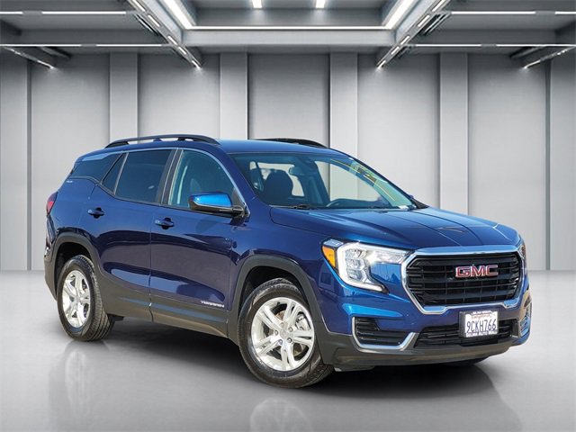 Used 2022 GMC Terrain SLE w/ Driver Convenience Package