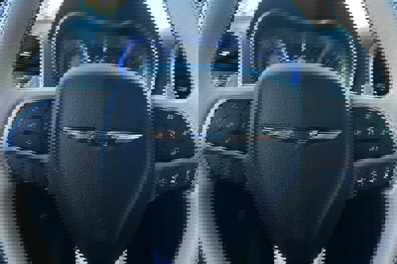 Used 2016 Chrysler 300 C Platinum w/ Safetytec Plus Group image 26