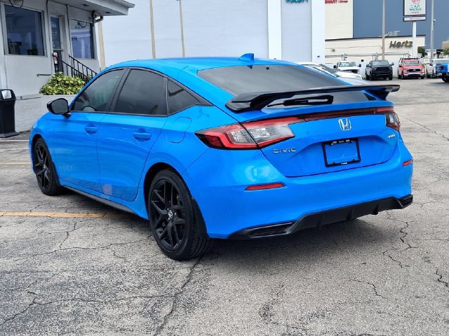 Used 2025 Honda Civic Sport image 3