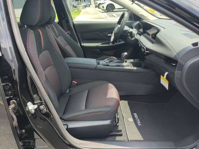 New 2026 Nissan Sentra SR w/ Floor Mat Package FWD image 31