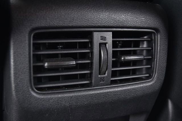 Used 2024 Nissan Rogue SV image 21