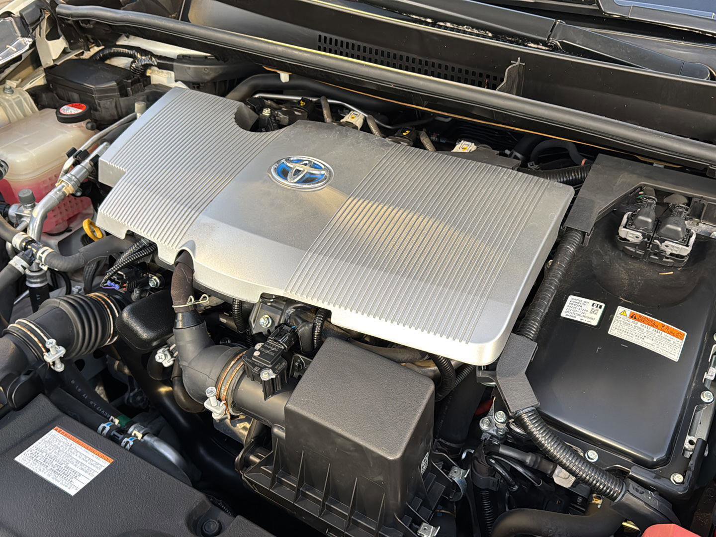 Used 2016 Toyota Prius Two image 28