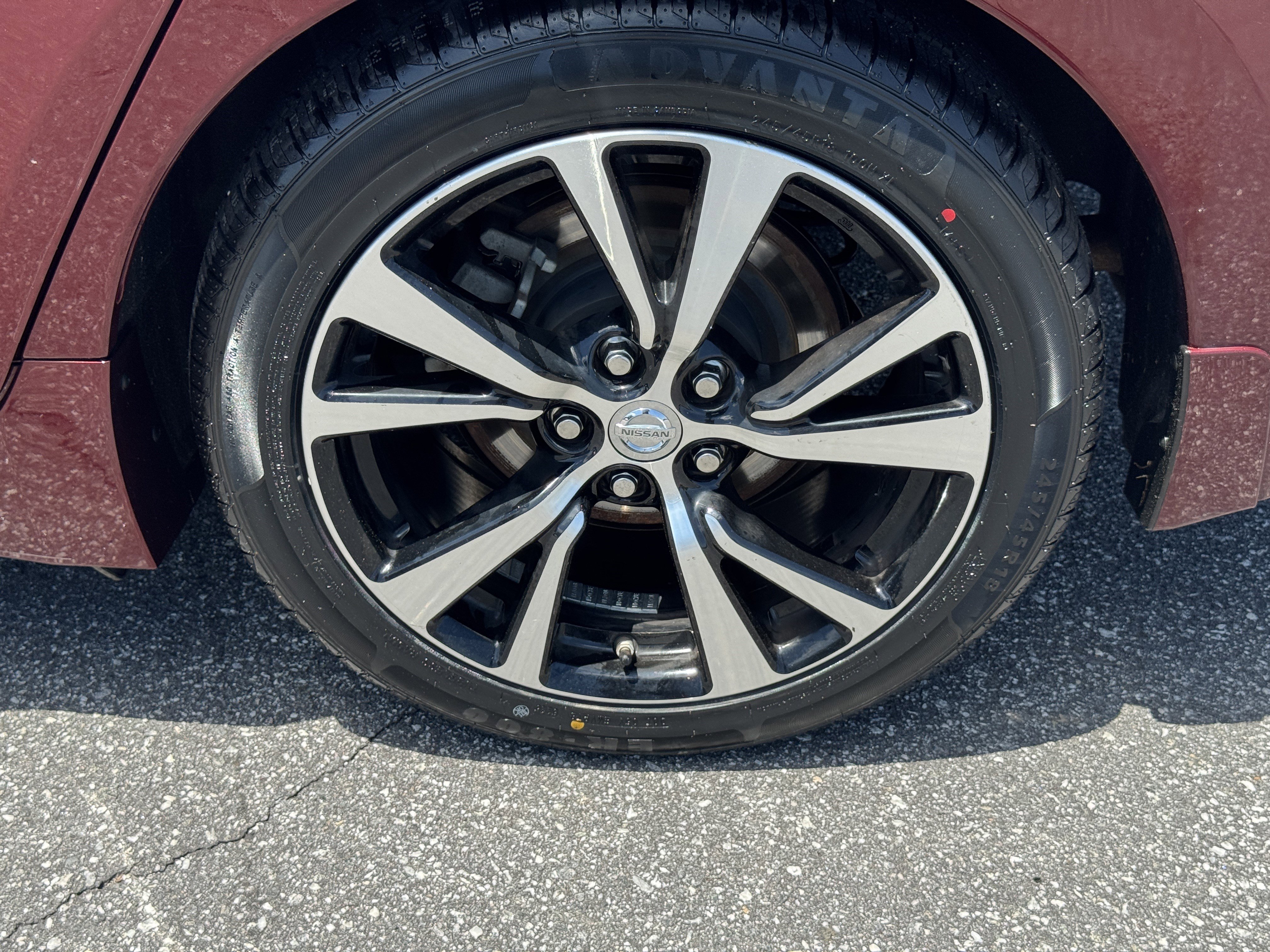Used 2017 Nissan Maxima 3.5 SL FWD image 11